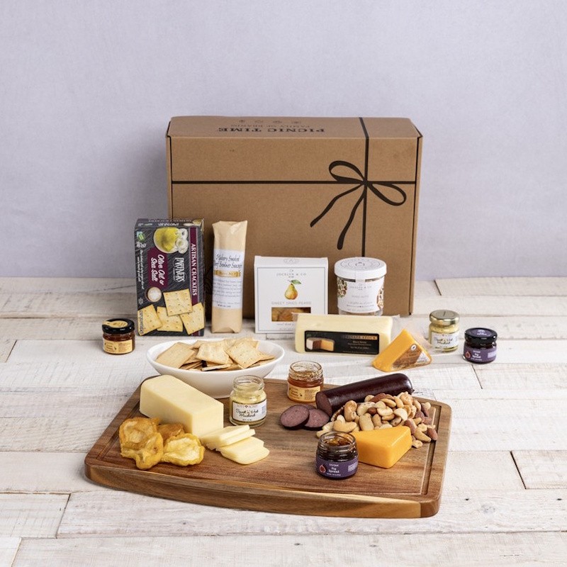 Ovale Cutting Board - Acacia Wood