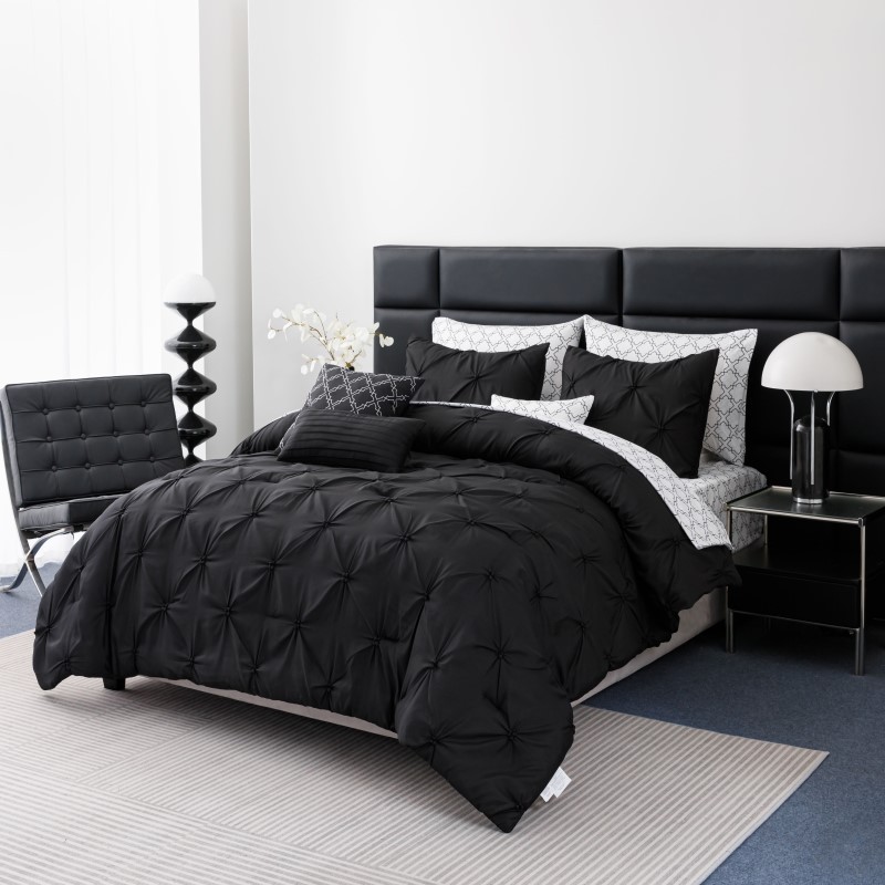 King Black 10Pc Pintuck Bed In A Bag Set