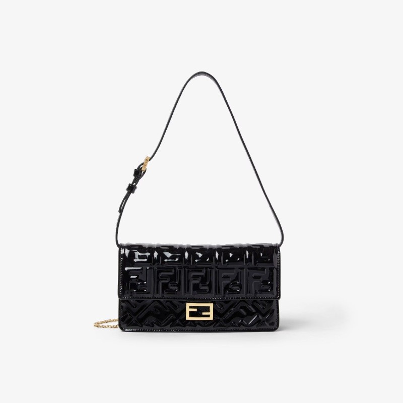Chain Black Baguette Wallet