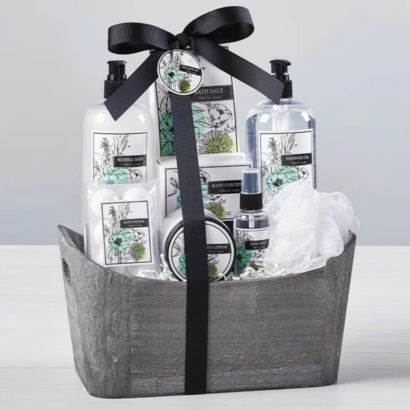 White Tea Spa Basket